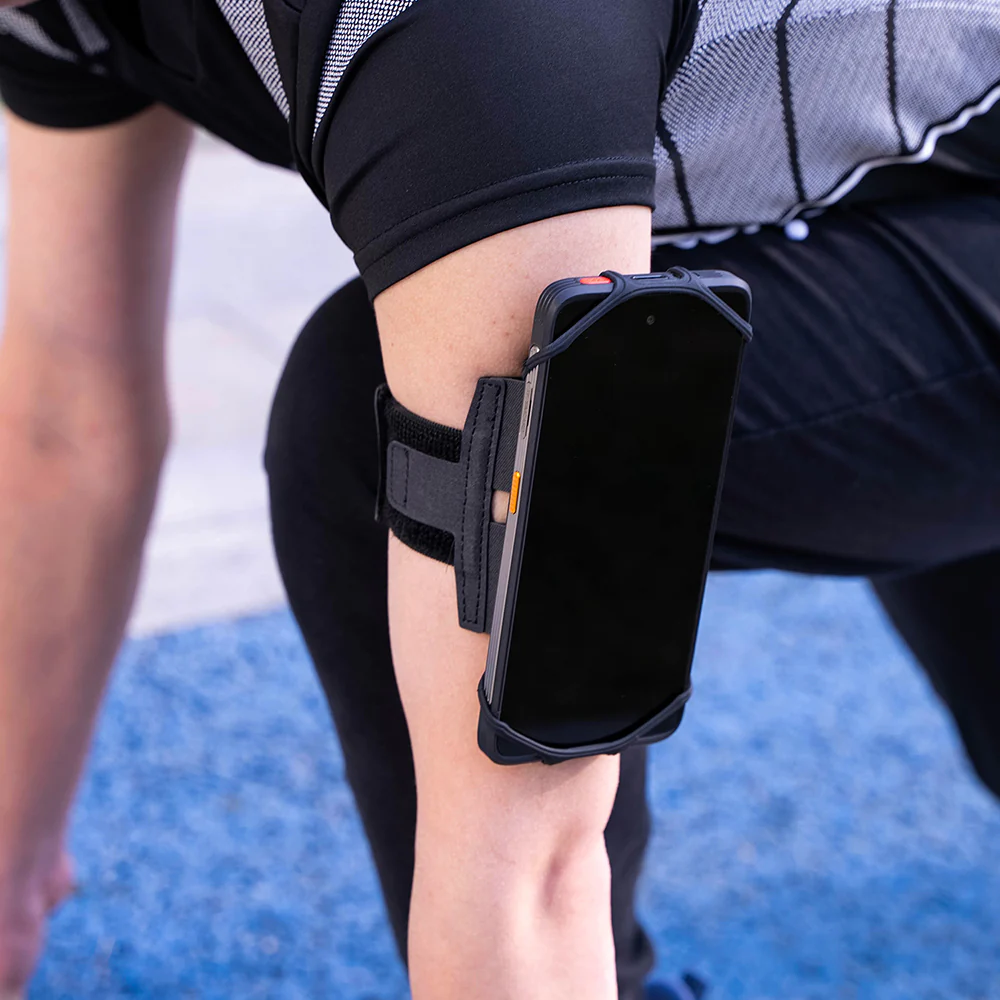 Sports Armband - Image 3